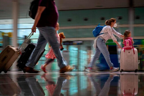 Отменены тесты и карантин для туристов в ЕС